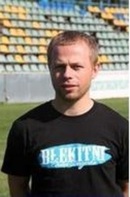 Maciej Wi�cek
