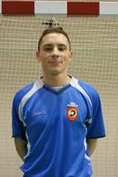 Mateusz Kwiecie�